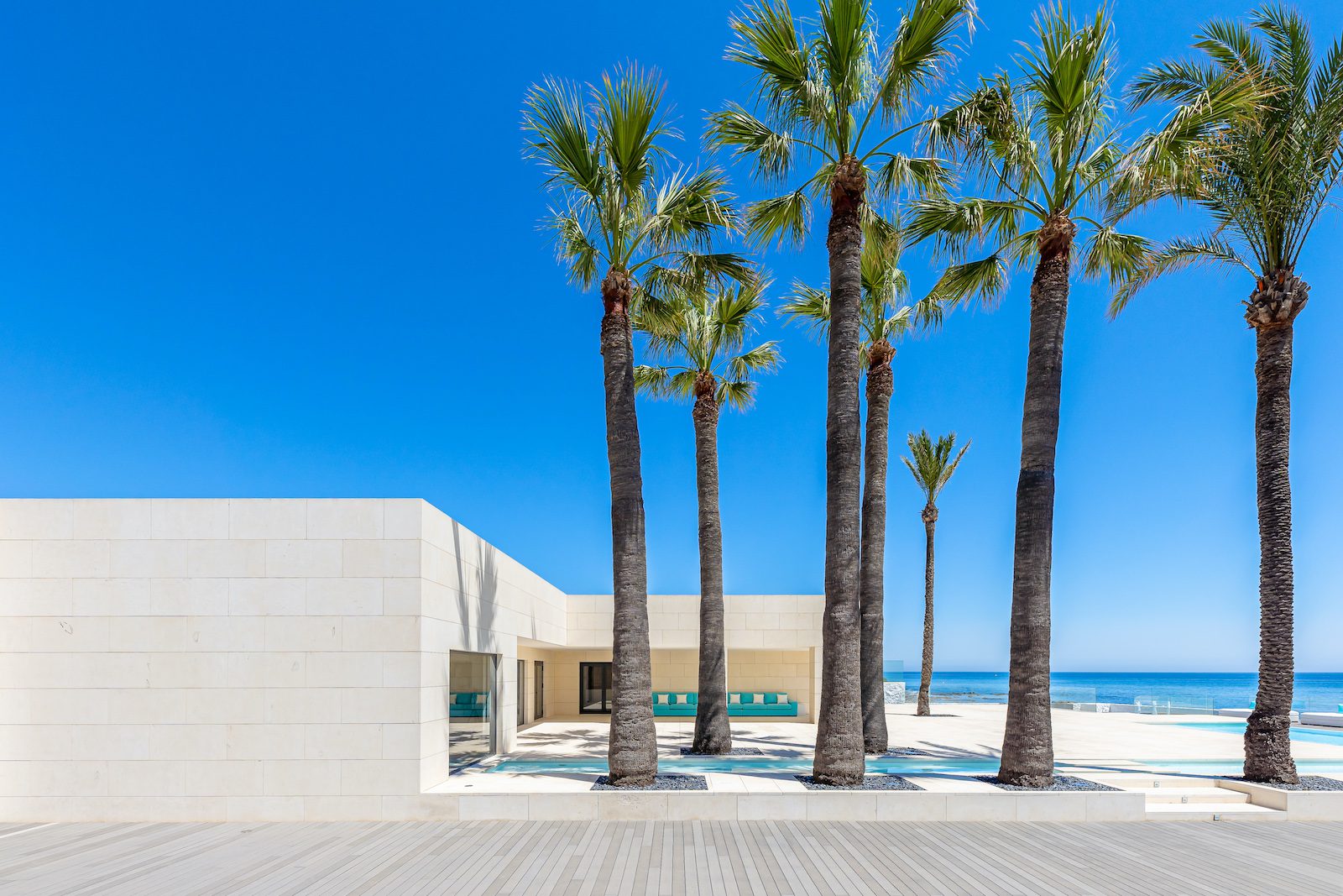  Modern Beach Villa
