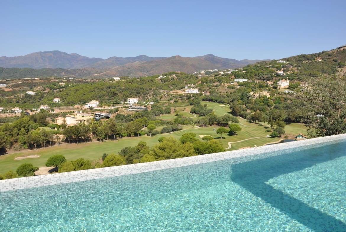 Ontdek de Luxe van Villa MC in Marbella Club Golf, Benahavis
