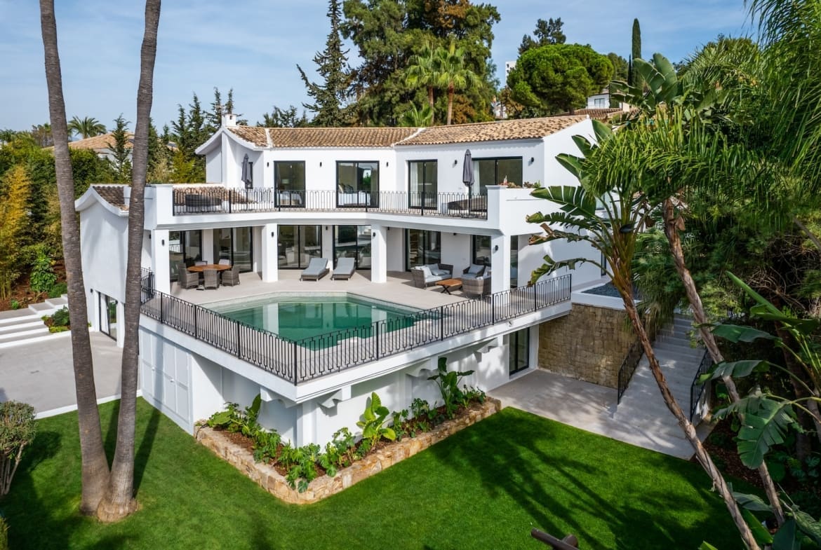Villa Serenidad: Exclusieve Luxe Villa in El Paraiso, Estepona