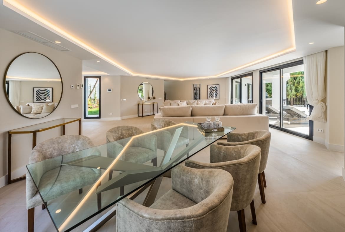 Villa Serenidad: Exclusieve Luxe Villa in El Paraiso, Estepona