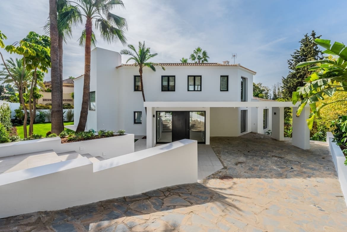 Villa Serenidad: Exclusieve Luxe Villa in El Paraiso, Estepona