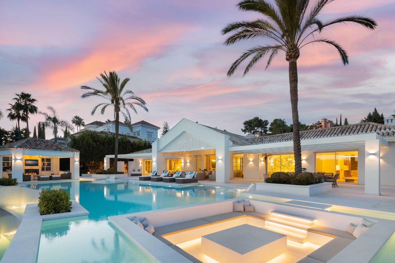 Villa Adriana - Uw Luxe Droomhuis in La Cerquilla, Nueva Andalucía MDR Luxury Homes