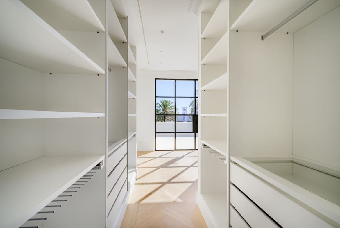 Villa Belle Provence Luxe Franse Villa in Nueva Andalucia – MDR Luxury Homes 13 Villa Belle Provence: Luxe Franse Villa in Nueva Andalucia