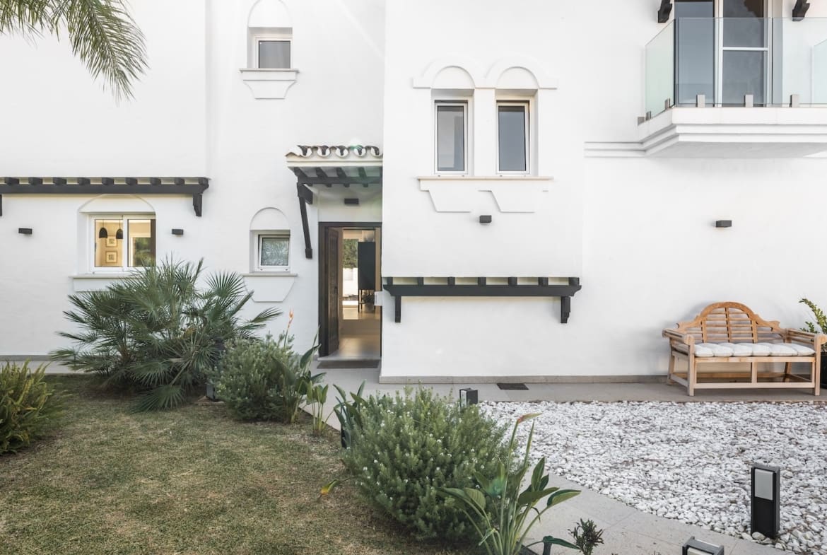 Villa in Marbella Club – Villa Marbella Country Club Luxe Wonen in Toplocatie – MDR Luxury Homes 29 Villa in Marbella Club - Villa Marbella Country Club Luxe Wonen in Toplocatie - MDR Luxury Homes