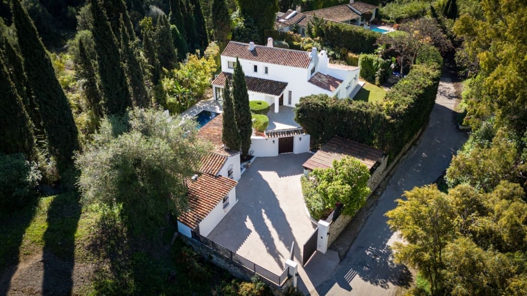 default | MDR Luxury Homes Luxury 5 Bedroom Mediterranean Villa for sale in Benahavís | Villa Hidden Pearl - MDR Luxury Homes