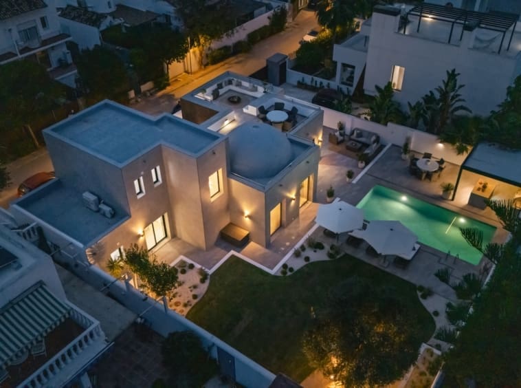 Villa Simone - Luxe Villa te Koop in Nueva Andalucía - MDR Luxury Homes