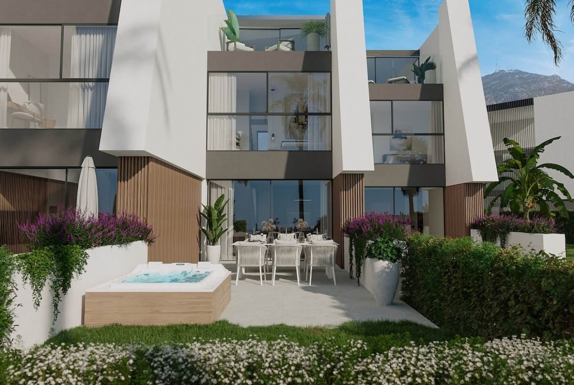 Luxe Woningen met Zeezicht in Azure Bay Fuengirola - MDR Luxury Homes