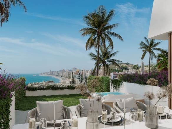 Luxe Woningen met Zeezicht in Azure Bay Fuengirola - MDR Luxury Homes Porche-HR-min | MDR Luxury Homes Luxe Woningen met Zeezicht in Azure Bay Fuengirola - MDR Luxury Homes