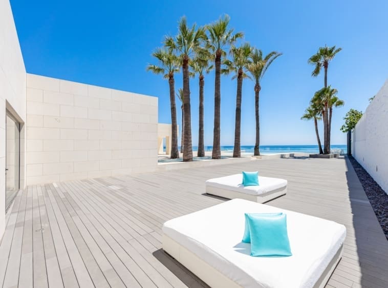 Luxe Strandvilla Paradise Mijas aan de Costa del Sol te koop - MDR