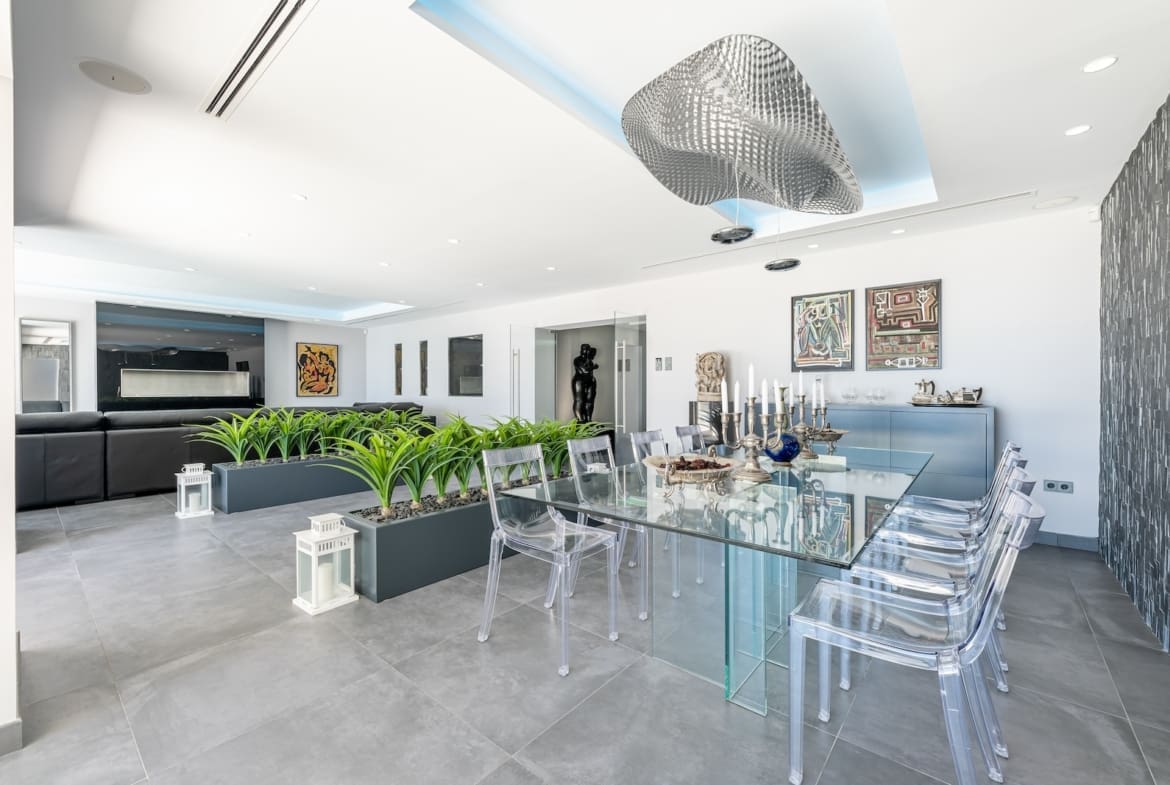 Luxe Strandvilla Paradise Mijas aan de Costa del Sol te koop - MDR