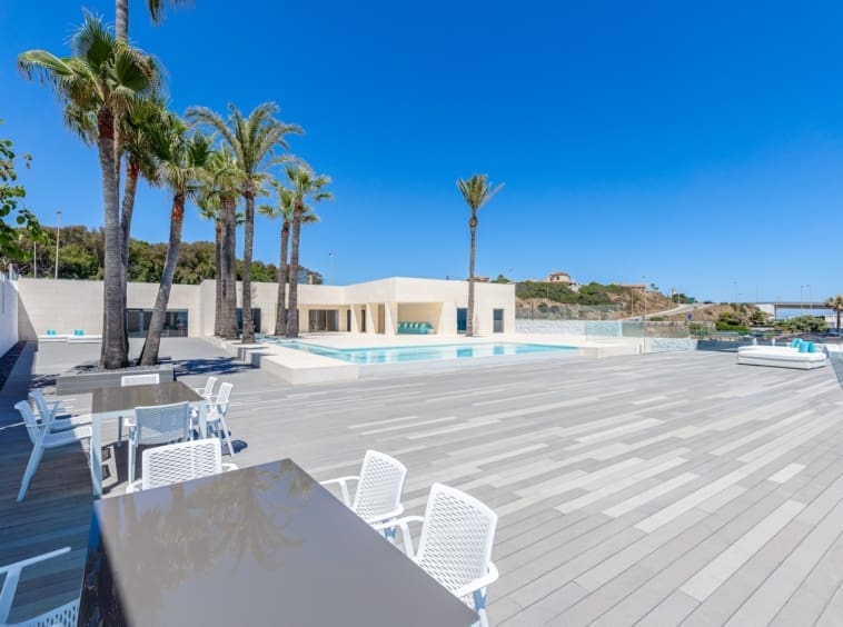 Luxe Strandvilla Paradise Mijas aan de Costa del Sol te koop - MDR