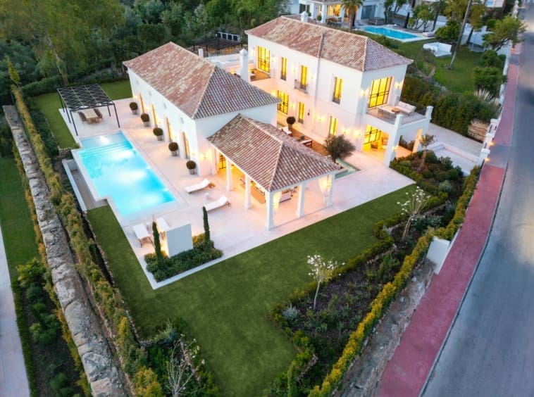 Villa Tuscany Luxe en Rust in La Cerquilla Marbella - MDR Luxury Homes