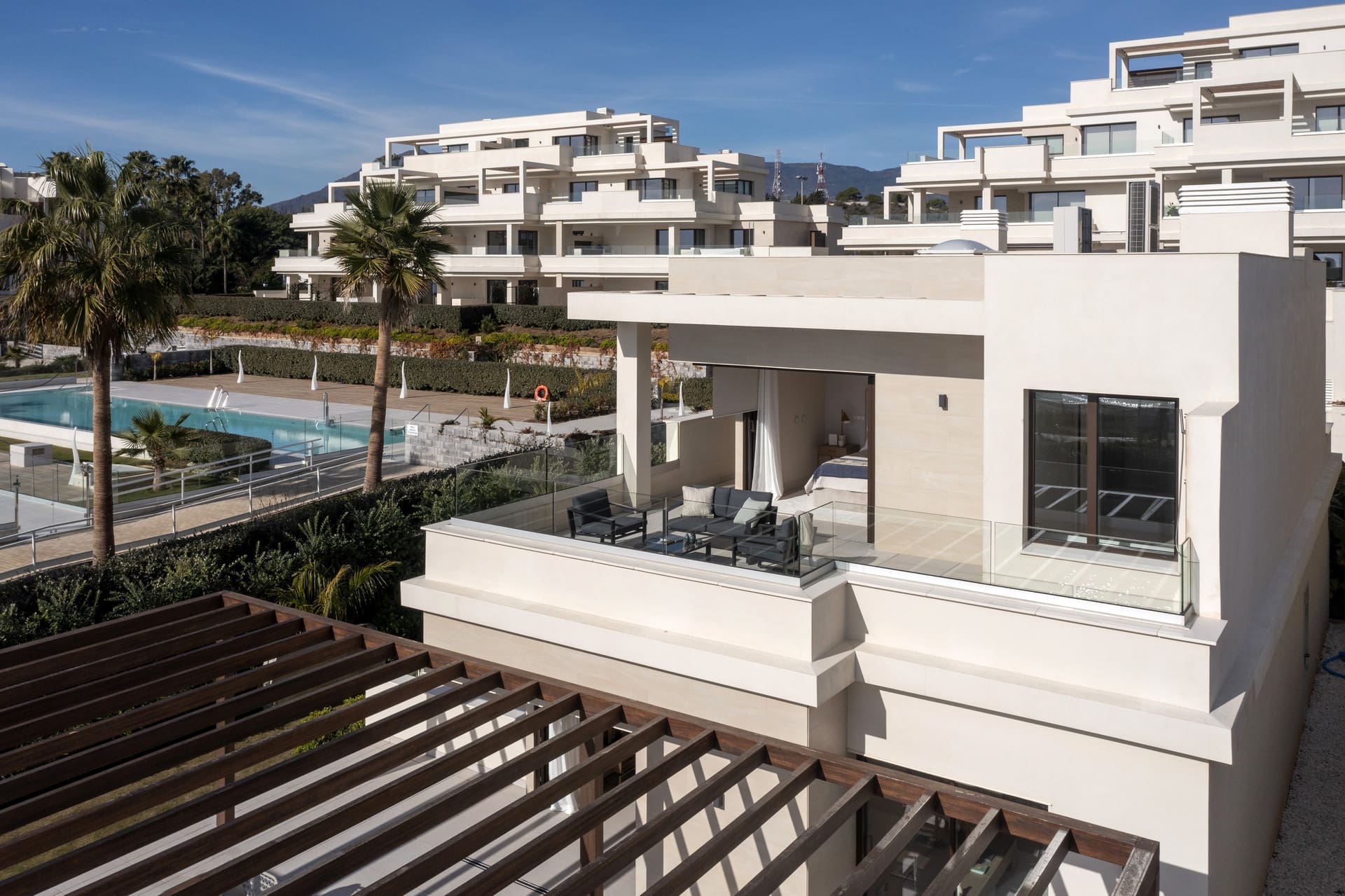 Beachfront villa for sale in Velaya Estepona - MDR Luxury Homes