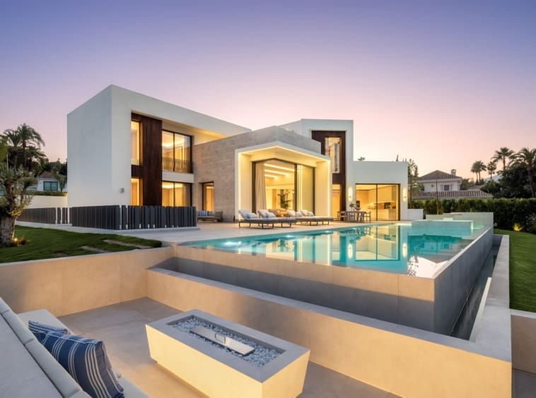 Villa Imagine Exclusieve Golf Front Villa in Las Brisas Marbella for sale - MDR Luxury Homes