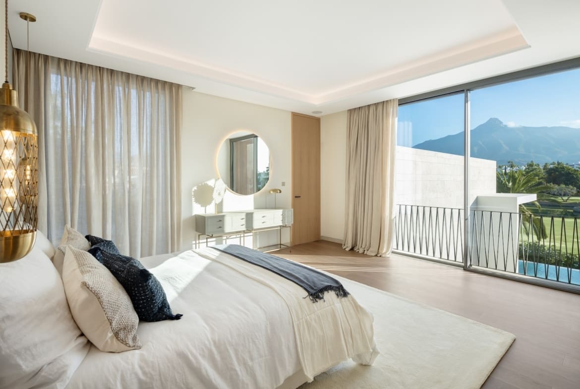 Villa Imagine Exclusieve Golf Front Villa in Las Brisas Marbella for sale – MDR Luxury Homes 19 Villa Imagine Exclusieve Golf Front Villa in Las Brisas Marbella for sale - MDR Luxury Homes