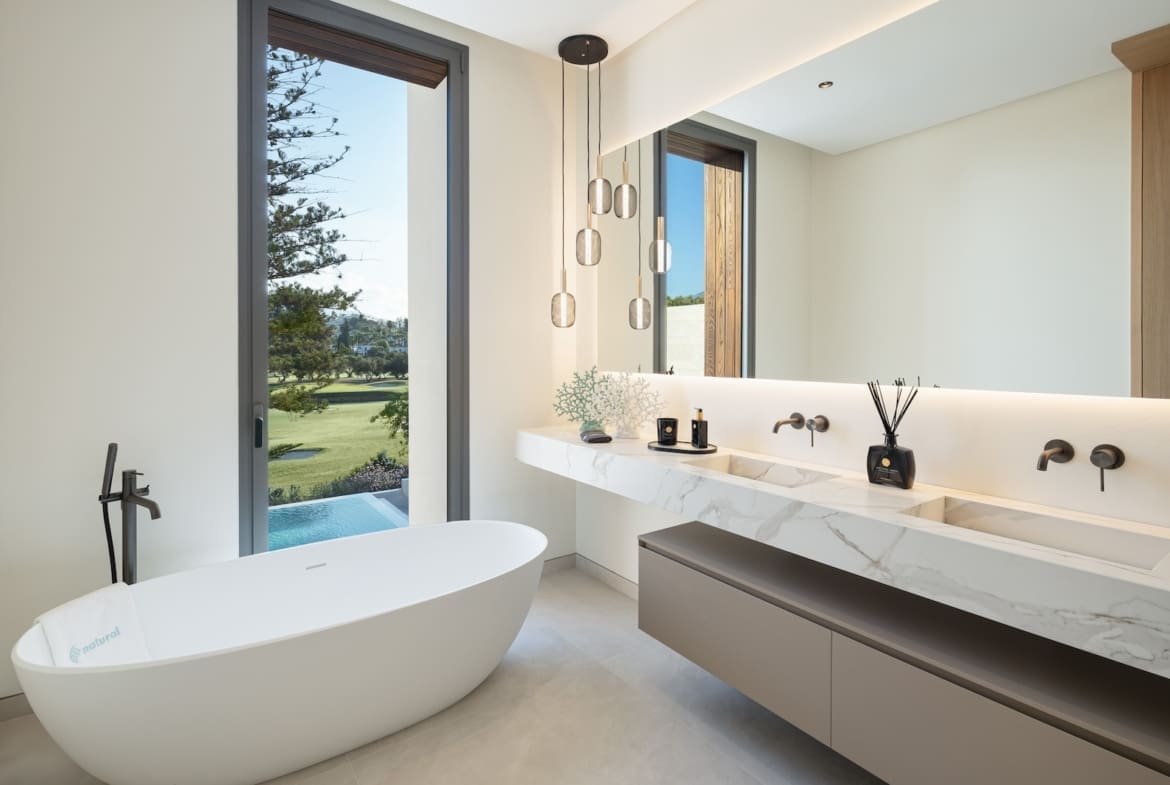 Villa Imagine Exclusieve Golf Front Villa in Las Brisas Marbella for sale – MDR Luxury Homes 20 Villa Imagine Exclusieve Golf Front Villa in Las Brisas Marbella for sale - MDR Luxury Homes