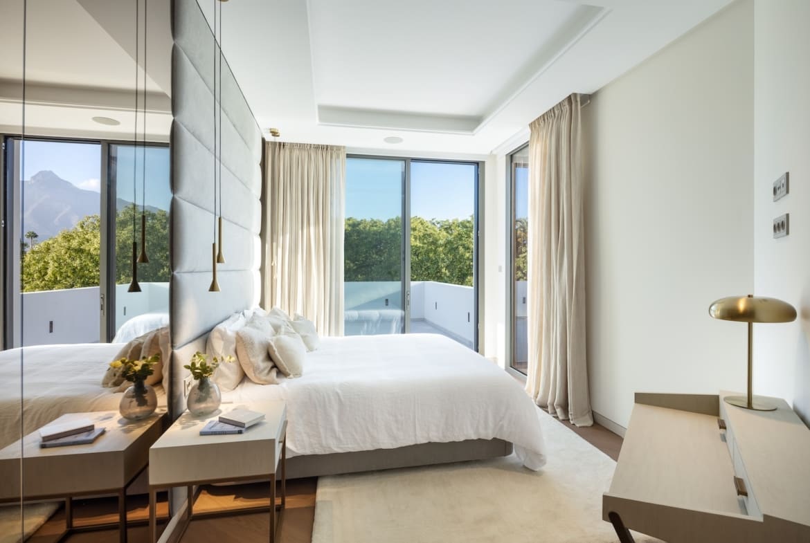 Villa Imagine Exclusieve Golf Front Villa in Las Brisas Marbella for sale – MDR Luxury Homes 25 Villa Imagine Exclusieve Golf Front Villa in Las Brisas Marbella for sale - MDR Luxury Homes