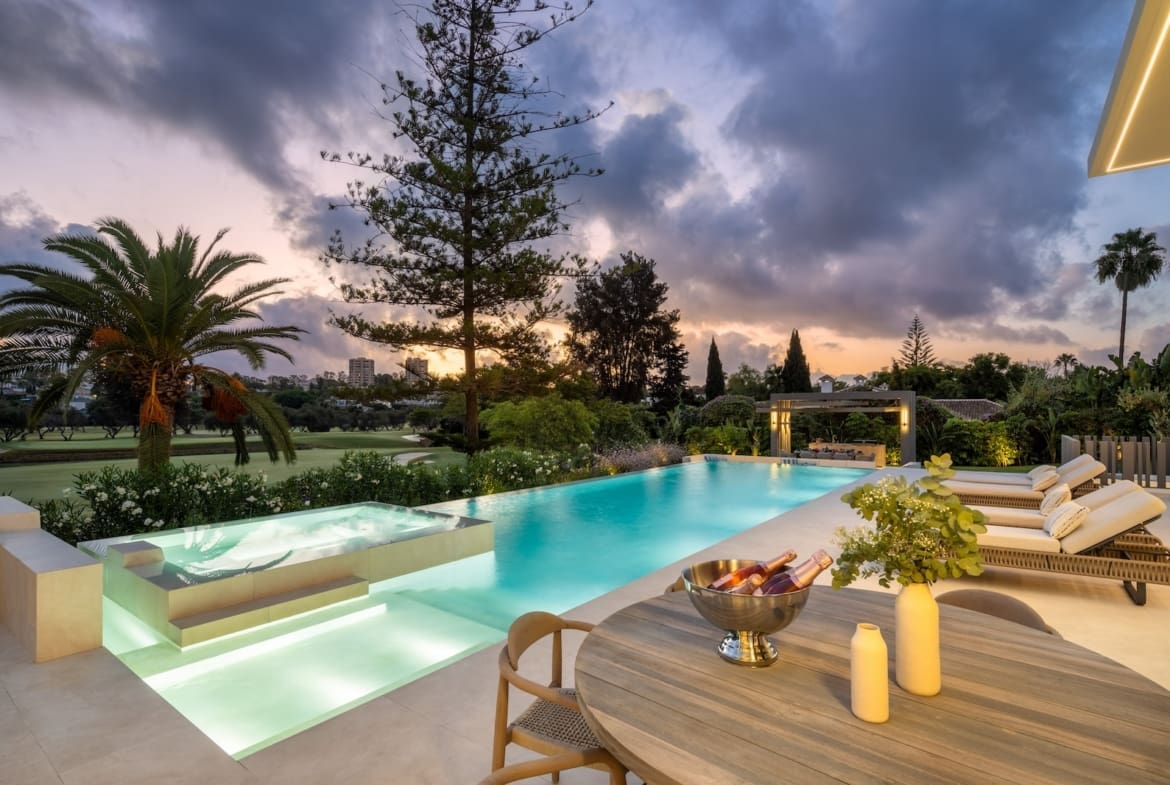 Villa Imagine Exclusieve Golf Front Villa in Las Brisas Marbella for sale – MDR Luxury Homes 41 Villa Imagine Exclusieve Golf Front Villa in Las Brisas Marbella for sale - MDR Luxury Homes