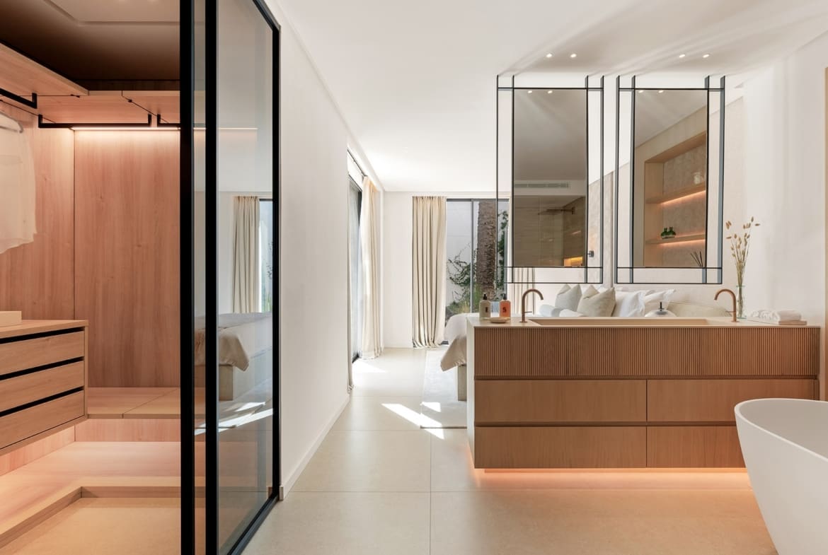 Frontline Golf Villa Casa Tesalia Luxury home in Los Naranjos - MDR Luxury Homes