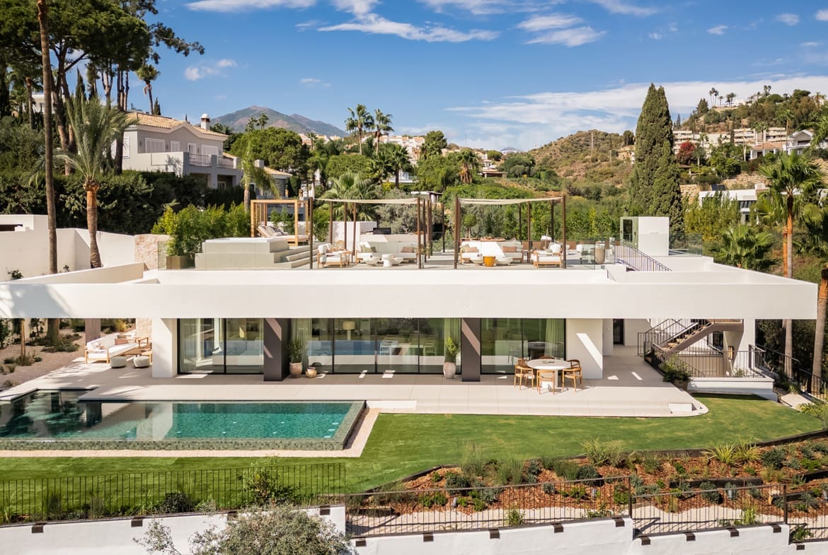 Frontline Golf Villa Casa Tesalia Luxury home in Los Naranjos - MDR Luxury Homes