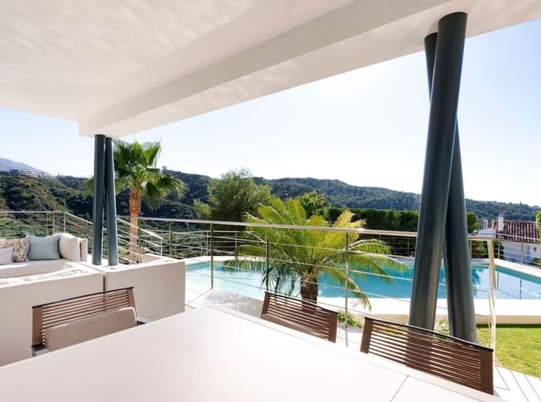 Villa Lea Eigentijdse Luxe en Privacy in Nueva Andalucia - MDR Luxury Homes