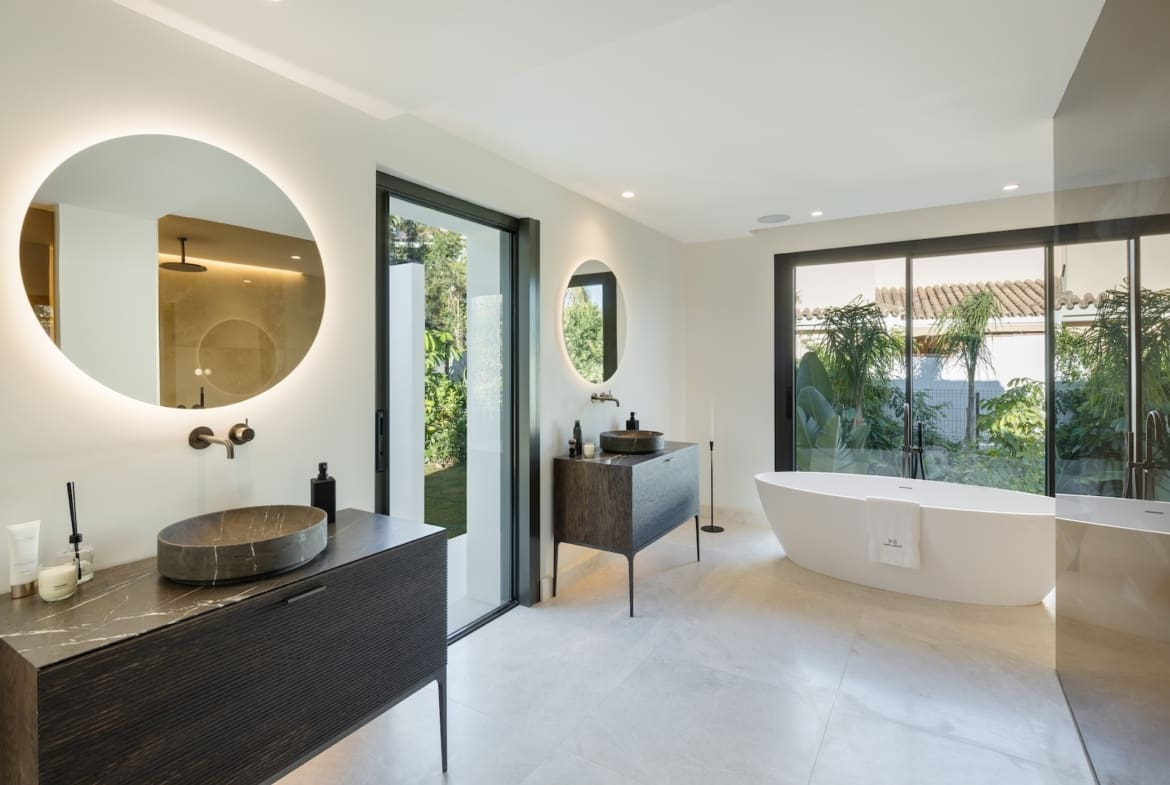 Villa Los Limoneros Luxe Villa in Nueva Andalucia Marbella met Uitzicht op Zee – MDR Luxury Homes 14 Villa Los Limoneros Luxe Villa in Nueva Andalucia Marbella met Uitzicht op Zee - MDR Luxury Homes