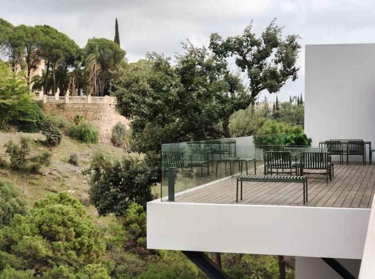 Adembenemende beelden van Villa Five, een moderne luxe villa in El Madroñal Gate 5, Benahavis, gepresenteerd door MDR Luxury Homes