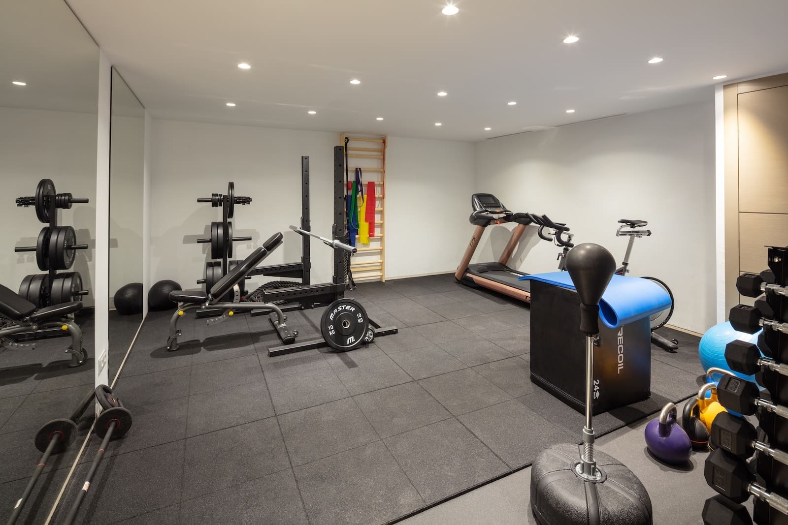 Los Olivos 5 Modern luxury villa with pool and panoramic views in Marbellas Golf Valley MDR Luxury Homes __MG_4092-Edit Los Olivos 5 Modern luxury villa with pool and panoramic views in Marbellas Golf Valley MDR Luxury Homes