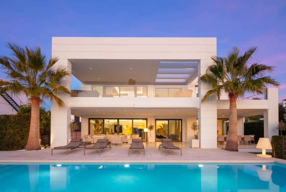 Los Olivos 5 Modern luxury villa with pool and panoramic views in Marbellas Golf Valley MDR Luxury Homes