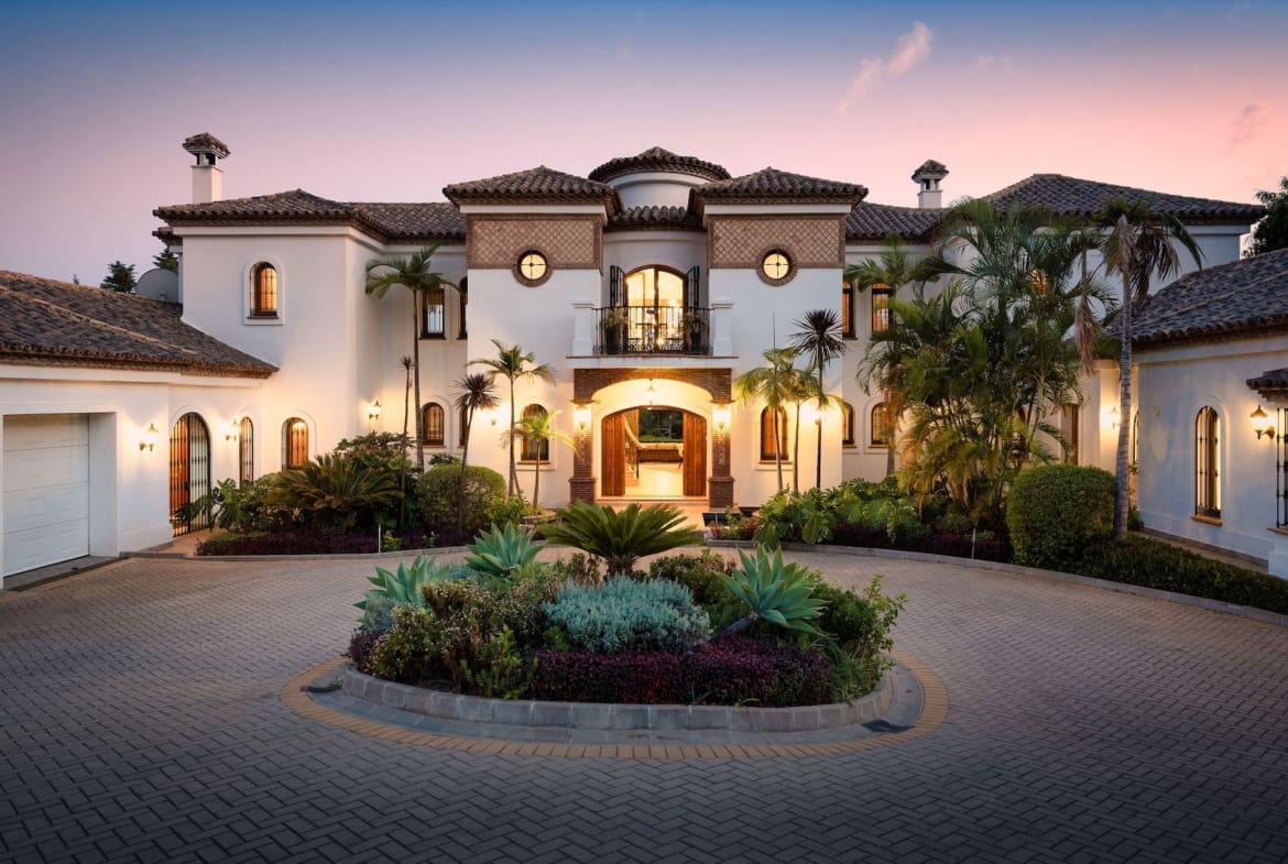 Villa El Paraiso in Benahavis by MDR Luxury Homes luxury Andalusian villa with sea views and modern elegance