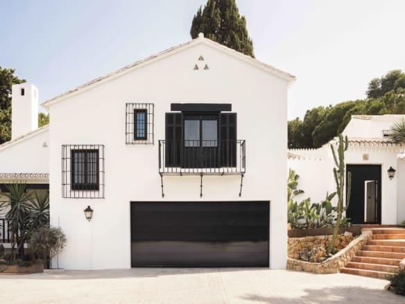 Luxury villa Candado 8 in El Candado, Malaga – Presented by MDR Luxury Homes.