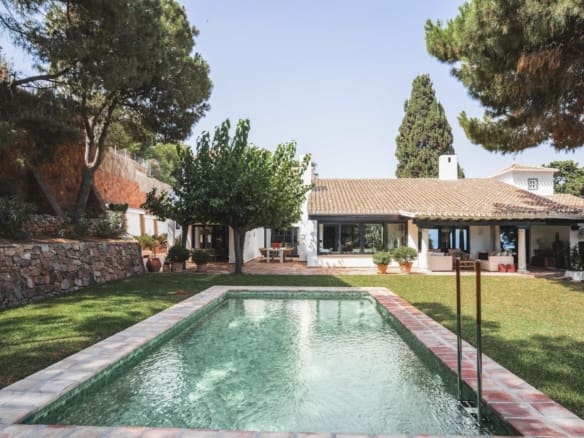 Luxury villa Candado 8 in El Candado, Malaga – Presented by MDR Luxury Homes.