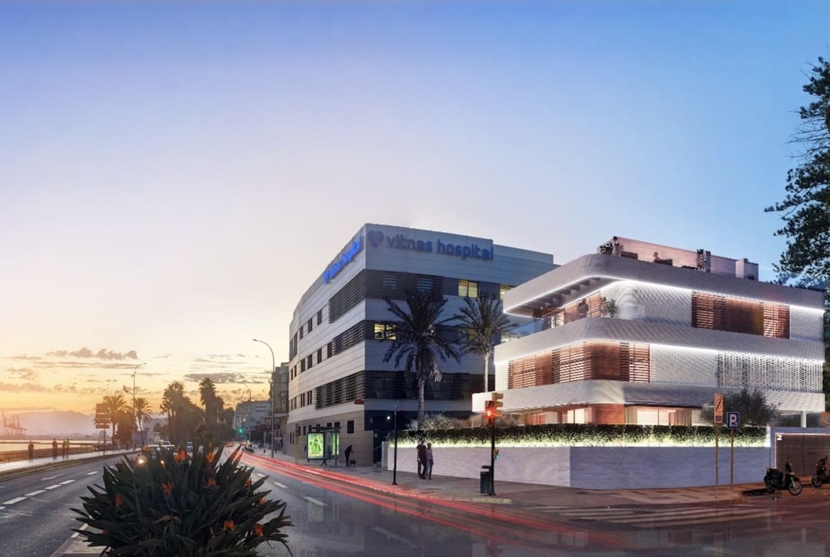 SeaScape Residences: Luxury beachfront homes by MDR Luxury Homes in Málaga.