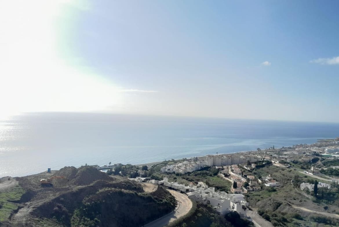 Infinity Views luxury homes with sea views in Torrox, Costa del Sol – Exclusive real estate by MDR Luxury Homes.