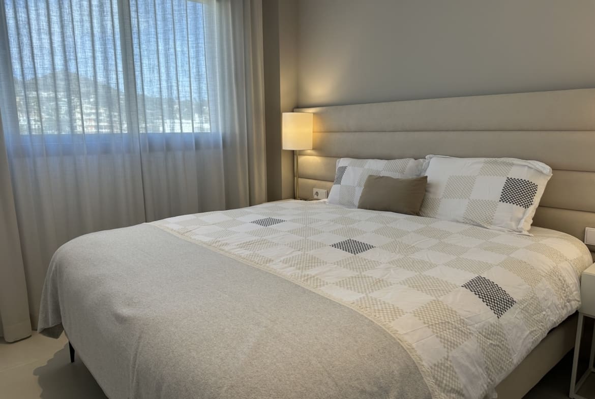 Move-in ready luxury apartment in Higuerón West with sea views and high-end finishes. For sale with MDR Luxury Homes.