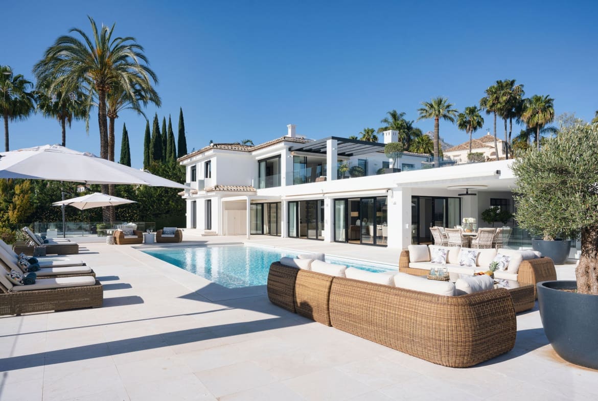 Villa Elba luxury frontline golf villa in Los Naranjos Marbella presented by MDR Luxury Homes 5 Villa Elba – luxury frontline golf villa in Los Naranjos, Marbella, presented by MDR Luxury Homes.