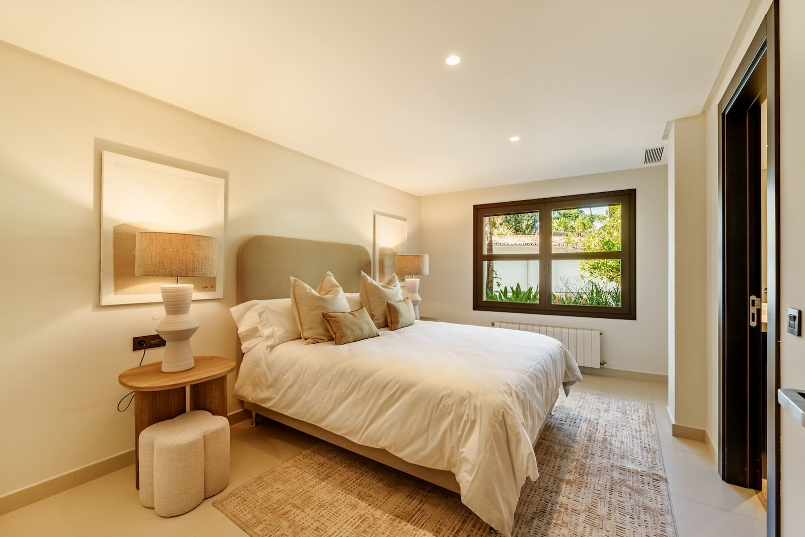 Villa Palm Springs in La Cerquilla, Marbella – luxury bungalow with botanical gardens and pool, listed by MDR Luxury Homes.