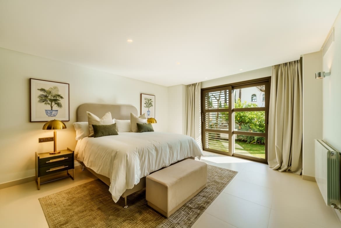 Villa Palm Springs in La Cerquilla, Marbella – luxury bungalow with botanical gardens and pool, listed by MDR Luxury Homes.