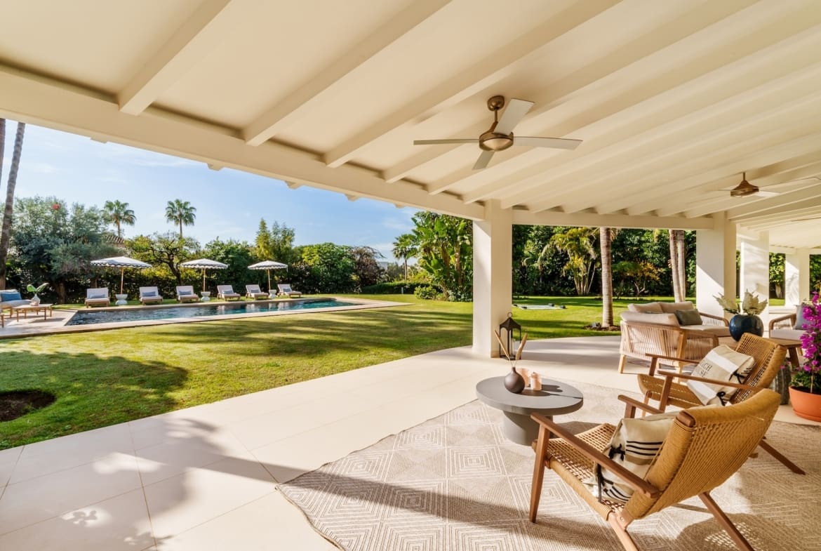 Villa Palm Springs in La Cerquilla, Marbella – luxury bungalow with botanical gardens and pool, listed by MDR Luxury Homes.