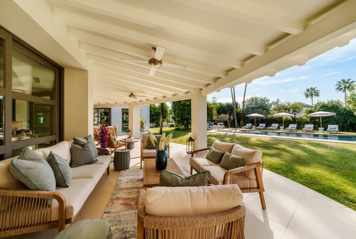 Villa Palm Springs in La Cerquilla, Marbella – luxury bungalow with botanical gardens and pool, listed by MDR Luxury Homes.