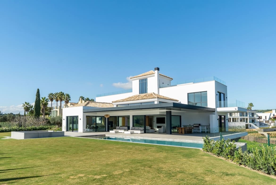 Luxury villa in Sotogrande Alto with sea views – MDR Luxury Homes
