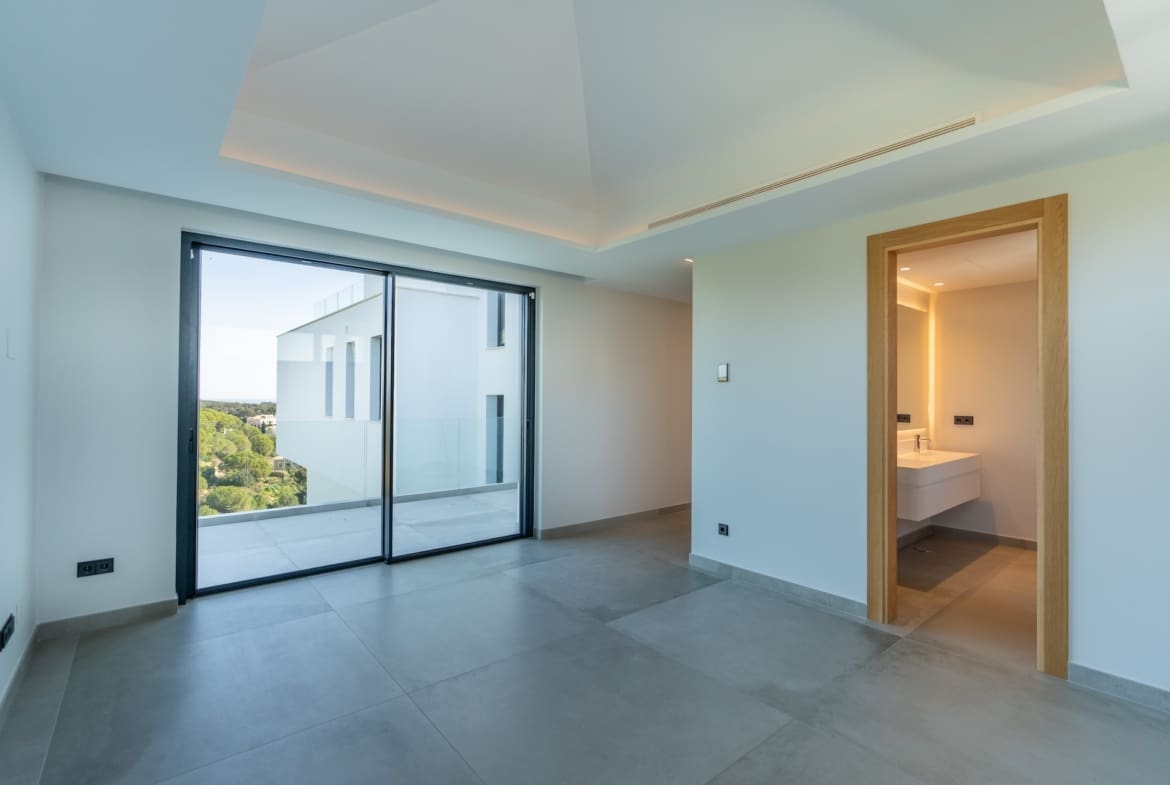 Luxury villa in Sotogrande Alto with sea views – MDR Luxury Homes