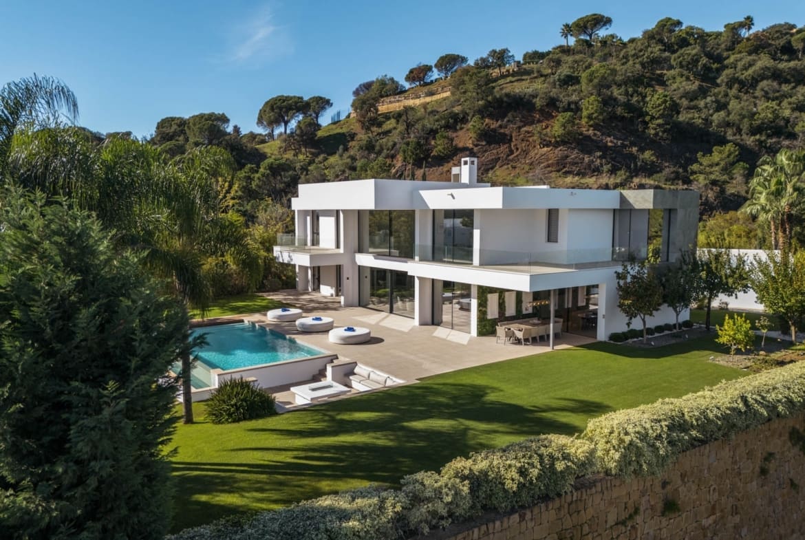 Luxurious Villa Ciervo in El Madroñal, Benahavís - Exclusive estate with panoramic sea views | MDR Luxury Homes.