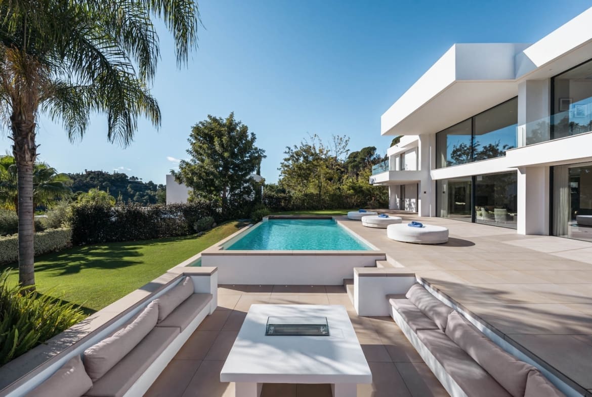 Luxurious Villa Ciervo in El Madroñal, Benahavís - Exclusive estate with panoramic sea views | MDR Luxury Homes.