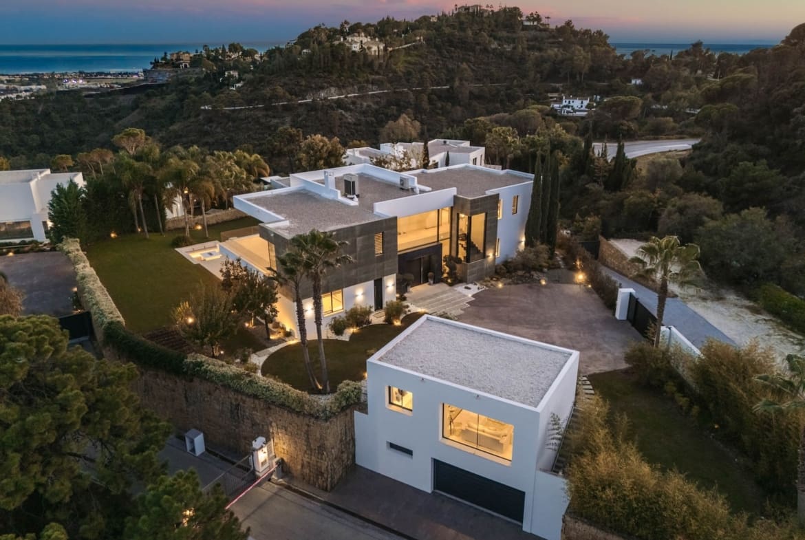 Luxurious Villa Ciervo in El Madroñal, Benahavís - Exclusive estate with panoramic sea views | MDR Luxury Homes.