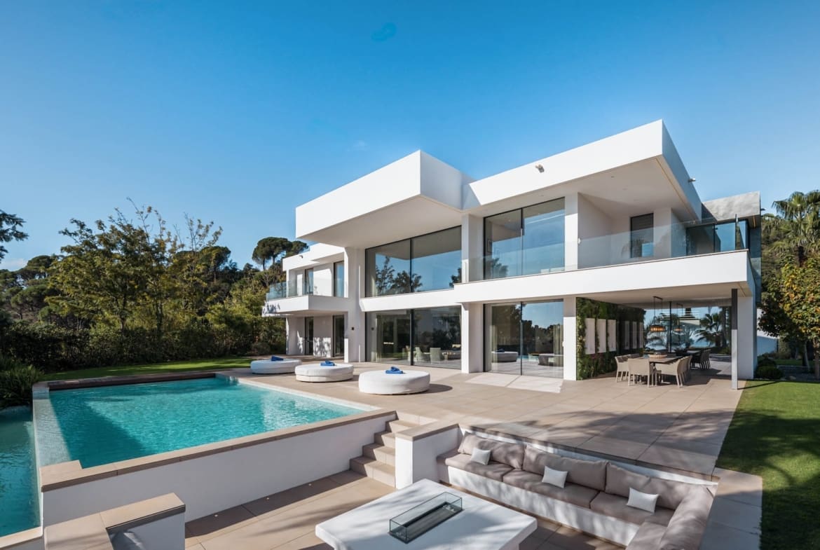 Luxurious Villa Ciervo in El Madroñal, Benahavís - Exclusive estate with panoramic sea views | MDR Luxury Homes.