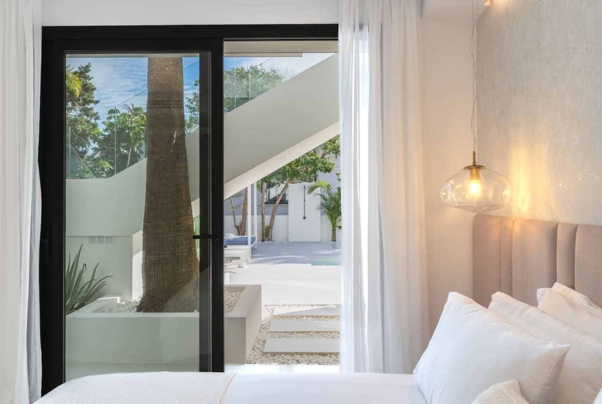 Villa Vista Marbesa – Luxury villa in Marbesa, Marbella by MDR Luxury Homes.