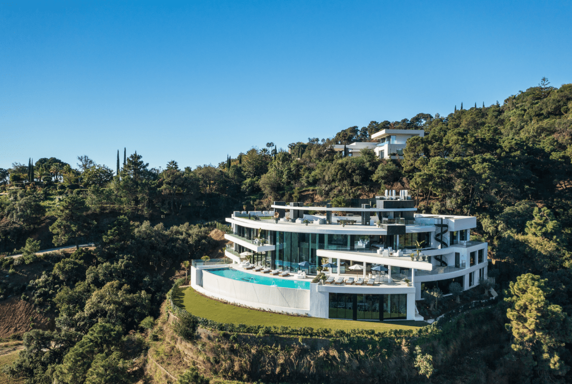 El Unico an iconic curved luxury villa in La Zagaleta Marbella presented by MDR Luxury Homes 0762 El Unico an iconic curved luxury villa in La Zagaleta Marbella presented by MDR Luxury Homes