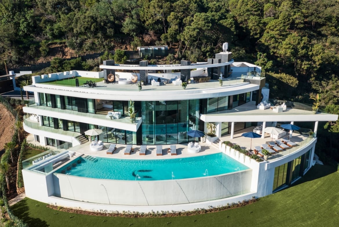 El Unico an iconic curved luxury villa in La Zagaleta Marbella presented by MDR Luxury Homes 0788 El Unico an iconic curved luxury villa in La Zagaleta Marbella presented by MDR Luxury Homes