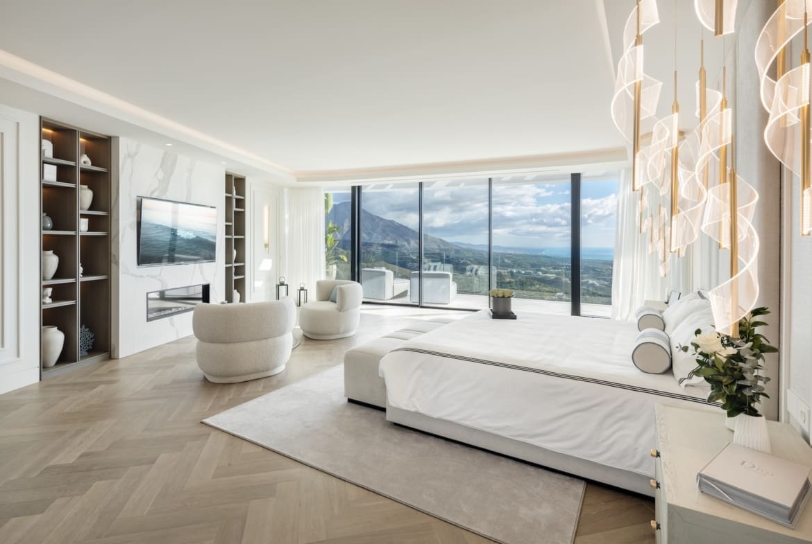 El Unico an iconic curved luxury villa in La Zagaleta Marbella presented by MDR Luxury Homes V9A2876 El Unico an iconic curved luxury villa in La Zagaleta Marbella presented by MDR Luxury Homes